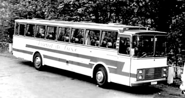 Bild 29: Messerschmidt-Bus (Eigenbau Fa. Messerschmidt) mit IFA-Motor 6 VD 12/11 (Foto: Steinmetz)