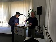 Zeugnisausgabe (Foto: IFA )