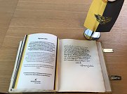 Der Text im Buch der Stadt (Foto: Fischer)