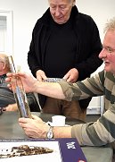 Übergabe  (Foto: W. Geiger)