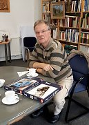 Übergabe  (Foto: W. Geiger)