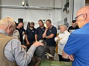 Besucher mit Fahrzeugen (Foto: hgfranke)