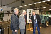 Rundgang durch die Ausstellung (Foto: IFA-Museum)