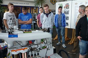 Sch&uuml;ler vom BSZ Sondershausen im IFA Museum