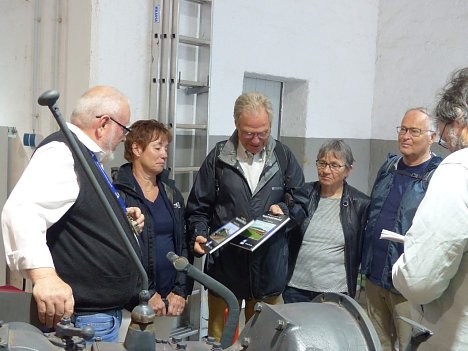 Bild: v.l. Wilfried Geiger, Rita Pf&auml;ffli, Werner Weber Vorstand, R&ouml;sli Freiberghaus, Heinz Freiberghaus