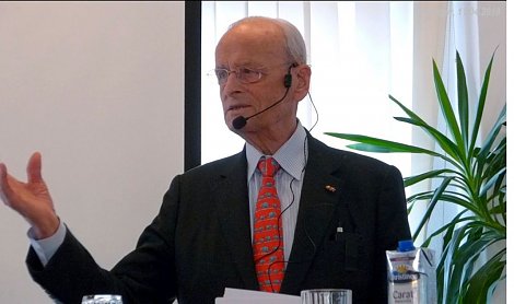 prof. Carl H hahn (Foto: IFA-Museum)