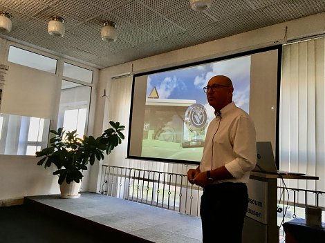 C. Suhr  (Foto: IFA-Museum)