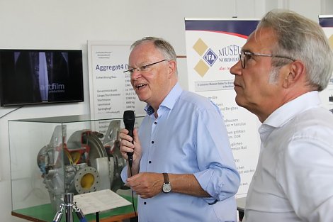 Ministerpräsident Stefan Weil Niedersachsen, Innenminister Thüringen Georg Maier (Foto: IFA-Museum)