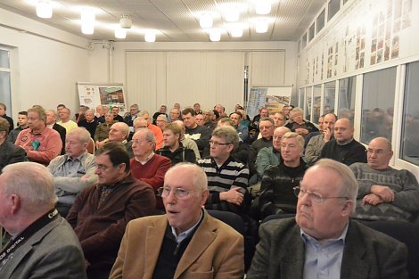 Zuhörer u. viel Gäste (Foto: IFA-Museum)