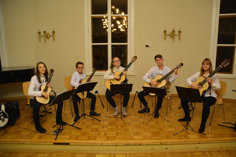 Junge Gitaristen (Foto: D. Heise)