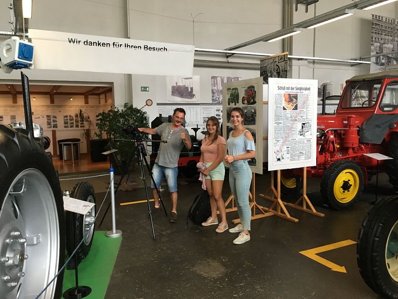 Kameramann und seine Komparsen (Foto: franke)