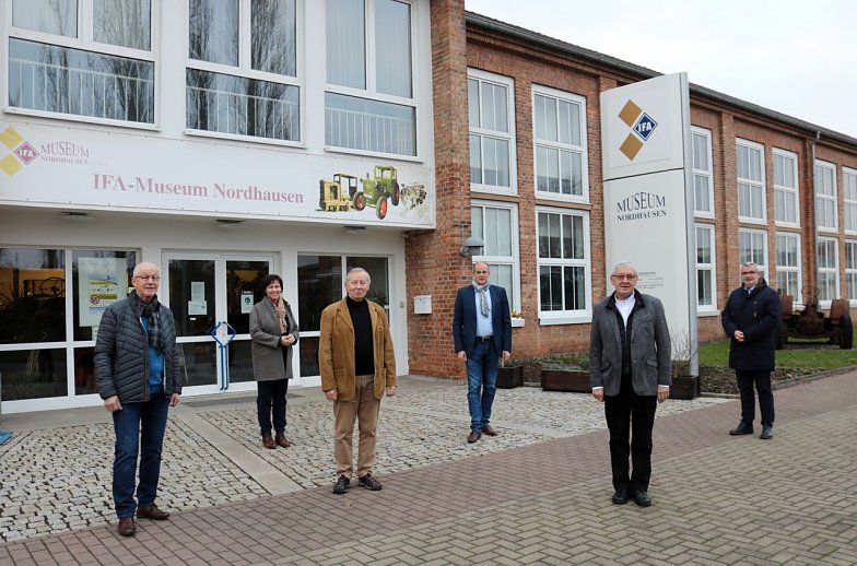 v.l. H.-J.Port; C.Böck; H.-G.Franke; M.Jendricke; U. Kürbis: St.Nüßle (Foto: J. Piper)